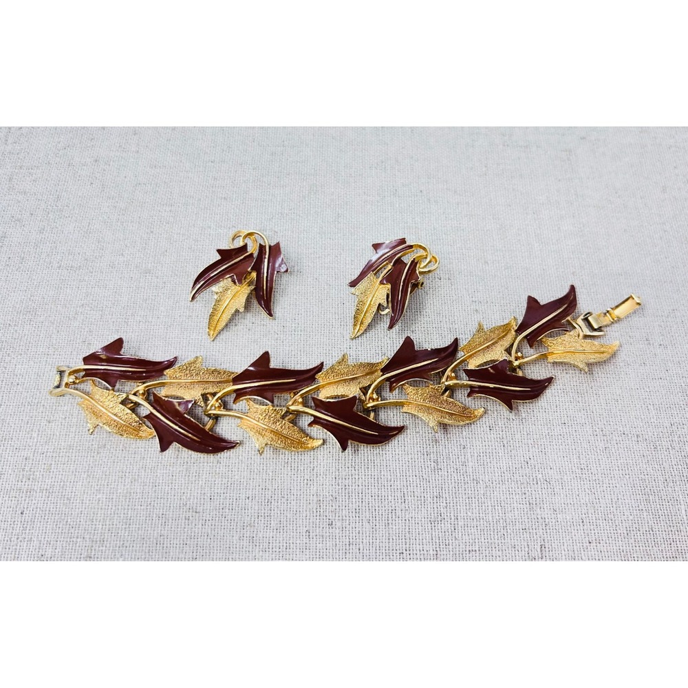 Vintage Mode Art Gold Tone Brown Enamel Leaf Bracelet and Earring Set